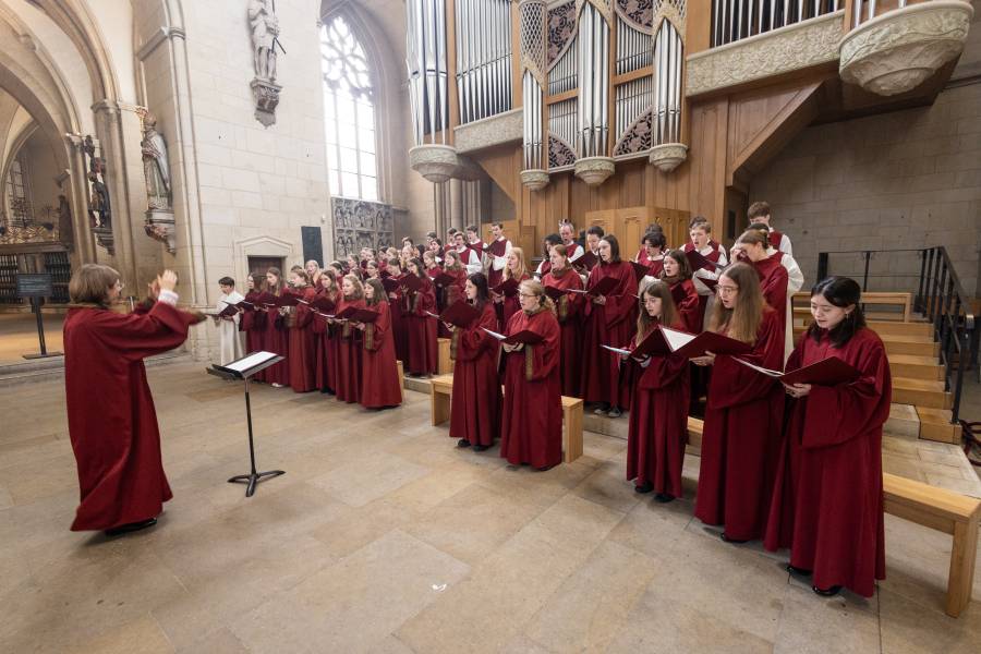 Die Dommusik gestaltete den Gottesdienst musikalisch.<br><small class="stackrow__imagesource">Quelle: Bischöfliche Pressestelle/Achim Pohl </small>