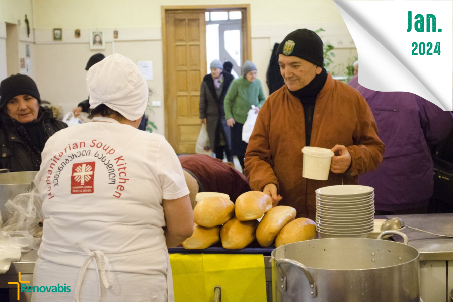 In den Sozialkantinen in Tiflis und Kutaissi in Georgien werden mit Hilfe von Renovabis täglich 320 Menschen in Not mit warmem Essen versorgt. In Tiflis ist die Kantine Teil eines Zentrums für soziale Unterstützung. Es dient als Anlauf- und Beratungsstelle, beherbergt Notunterkünfte und bietet Betreuung für Kinder und Jugendliche.