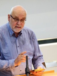 Prof. Dr. Dr. András Máté-Tóth